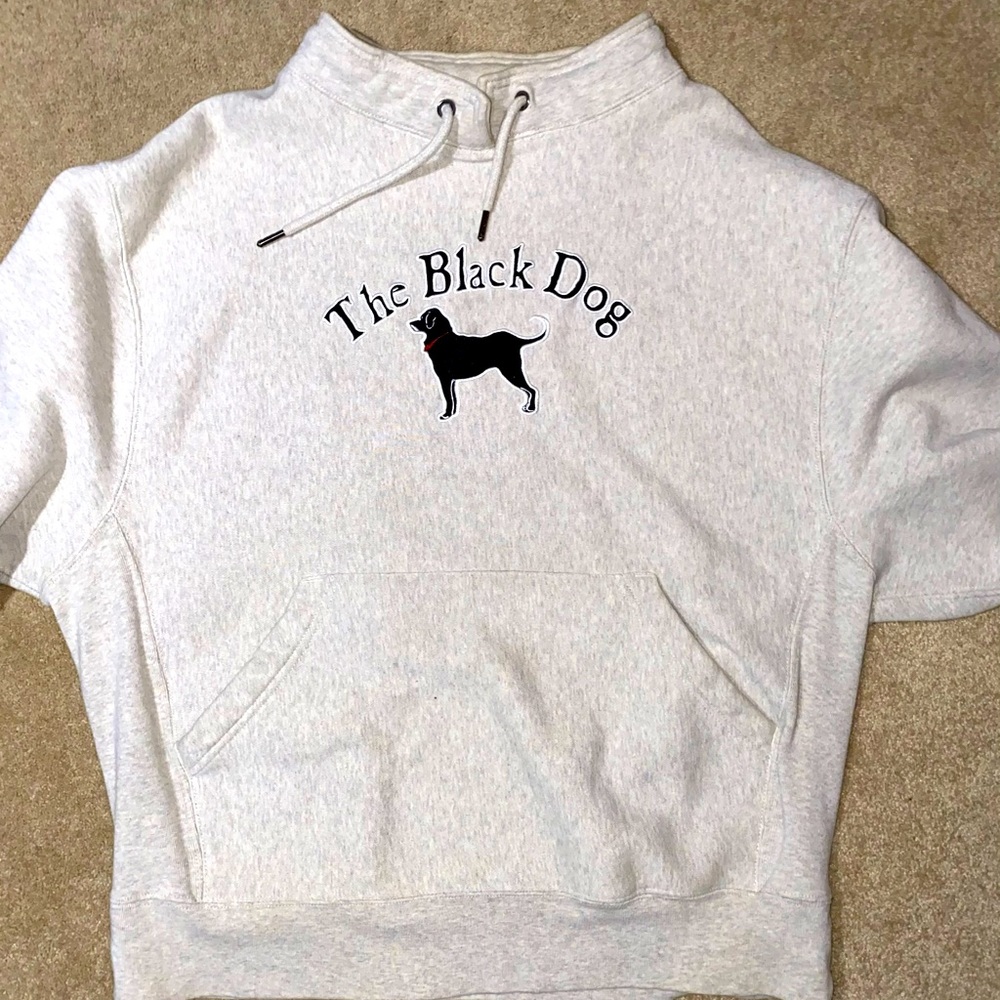 Black dog sweatshirt